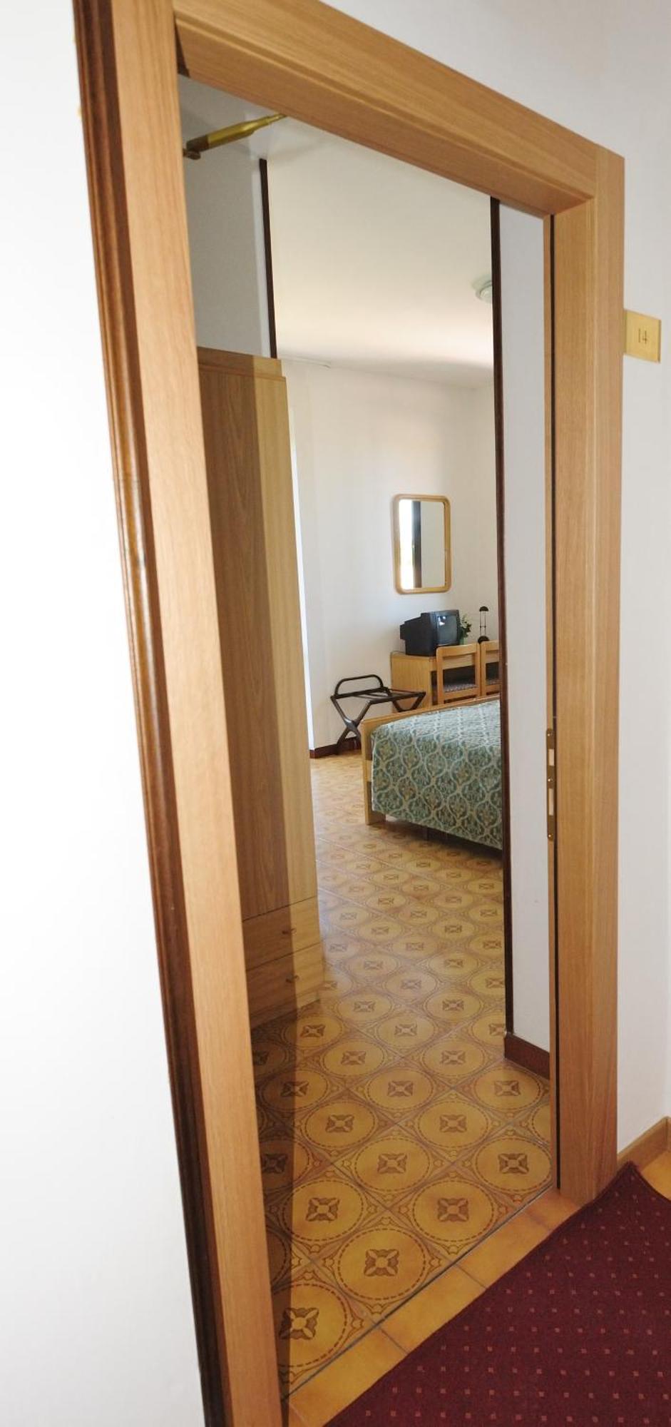 Hotel San Remo San Zeno di Montagna Zimmer foto