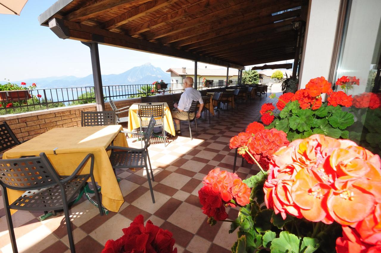 Hotel San Remo San Zeno di Montagna Exterior foto